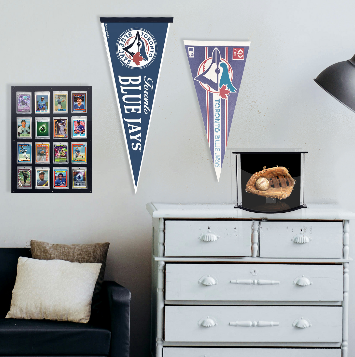 PATHER® Patented Luxury Single Curve Display Case - Small